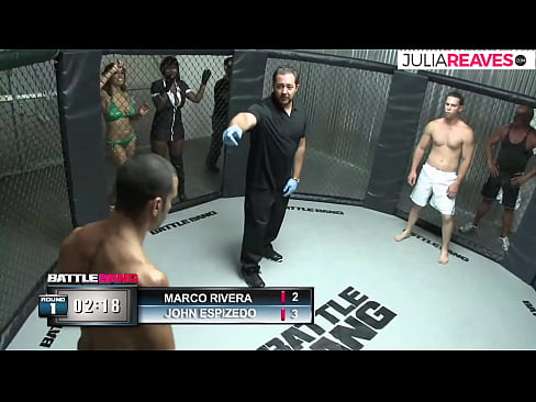 ❤️ Ultimate Fighter naai 'n nommer meisie direk na 'n geveg in die ring ❤❌ Seksvideo by ons ❤