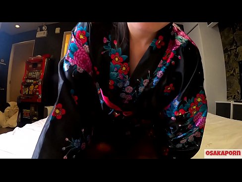 ❤️ Jong cosplay-meisie hou van seks tot orgasme met 'n spuit in 'n perdevrou en 'n blowjob. Asiatiese meisie met harige poes en pragtige tiete in tradisionele Japannese kostuum in amateurvideo wat masturbasie met fokspeelgoed wys. Sakura 3 OSAKAPORN. ❤❌ Seksvideo by ons ❤