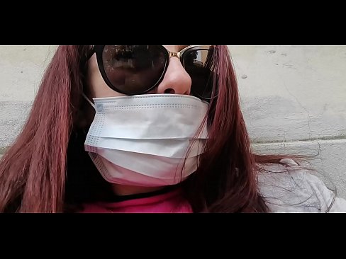 ❤️ Nicoletta neem wraak op haar buurman en piepie in sy motorhuis (Spesiale Covid19 Italiaanse kwarantyn) ❤❌ Seksvideo by ons ❤