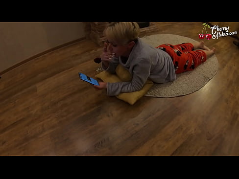 ❤️ Crazy Blond Suig Groot Piel Suig en bons Daarop - Anale Seks ❤❌ Seksvideo by ons ❤