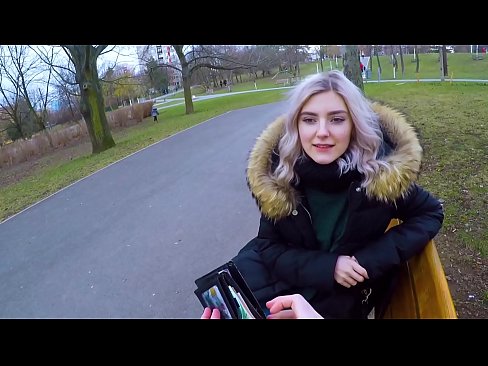 ❤️ Sluk 'n vreemdeling se warm kom vir geld - blowjob in the park deur Eva Elfie ❤❌ Seksvideo by ons ❤
